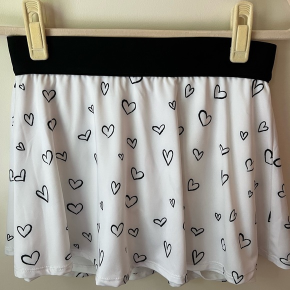 Heart Print Tennis Skirt Skort S SMALL - Picture 2 of 3
